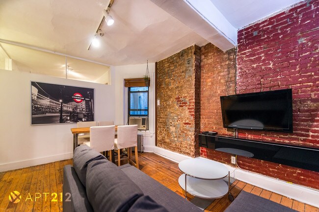 Building Photo - 236 Elizabeth St