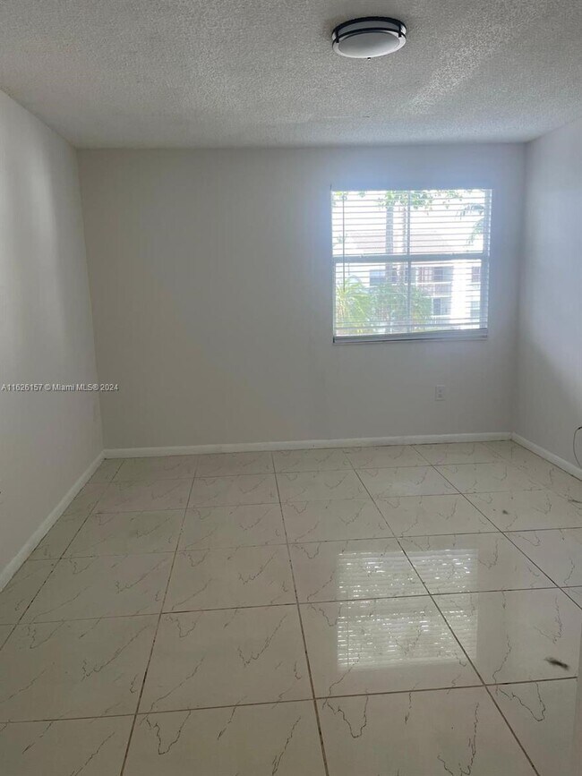 Building Photo - 9758 NW 49th Terrace