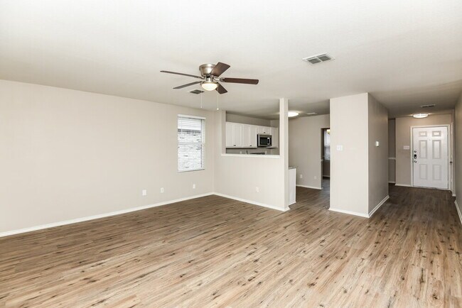 Building Photo - 4209 German Pointer Way