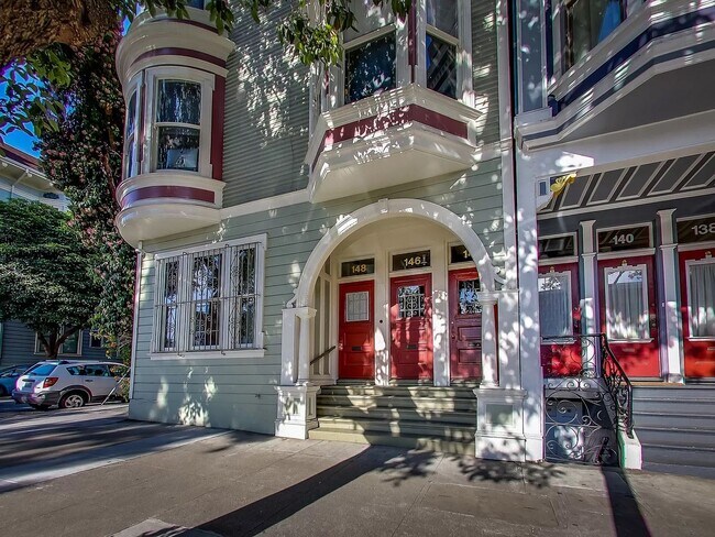 Building Photo - Gorgeous Flat in the Heart of Duboce Trian...