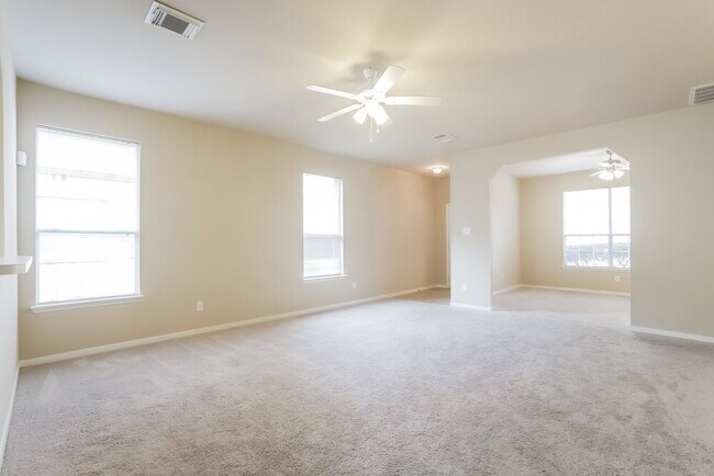 Building Photo - 22035 Willow Downs Dr