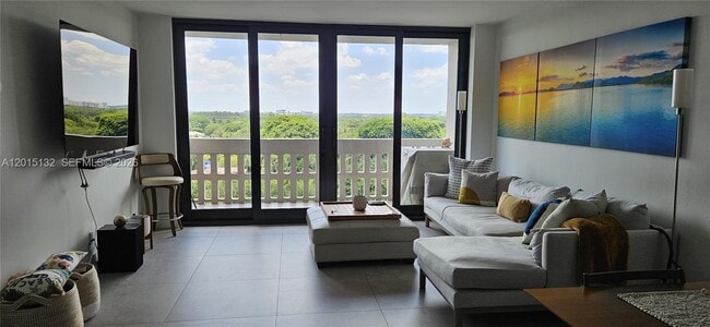 Foto del edificio - 90 Edgewater Dr