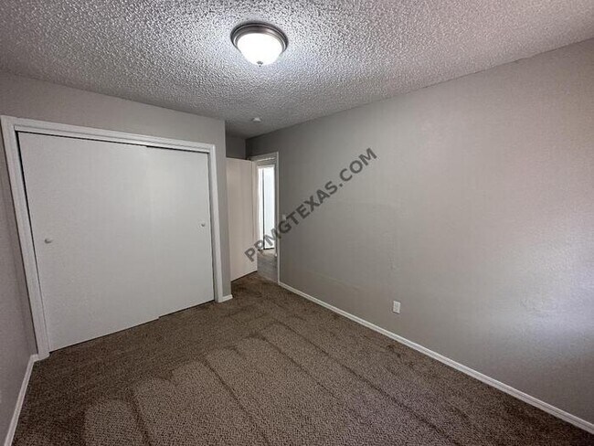 Building Photo - 605 Northwest 114th St. Oklahoma City OK 7...