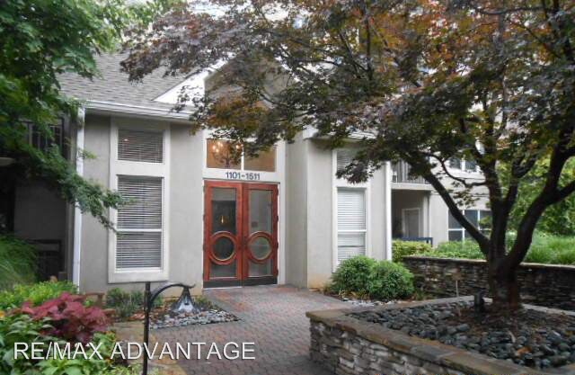 Building Photo - 1503 River Green Dr NW