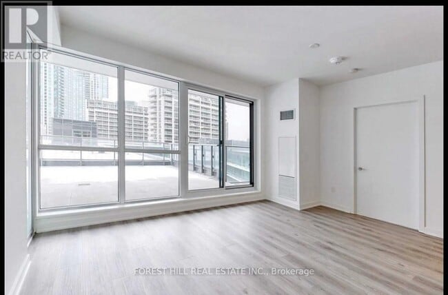 Building Photo - 38-838 Iannuzzi St