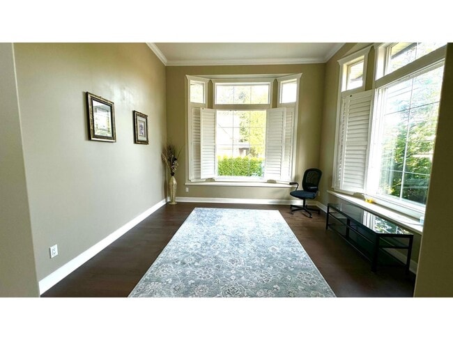 Building Photo - 15395 36