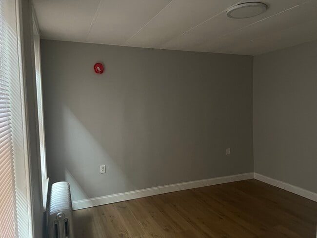 Bedroom - 2035 E Allegheny Ave (Philadelphia, PA) Apartments