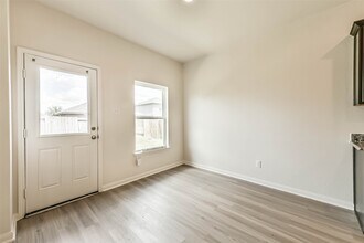 Building Photo - 1123 Rare Fancy Dr