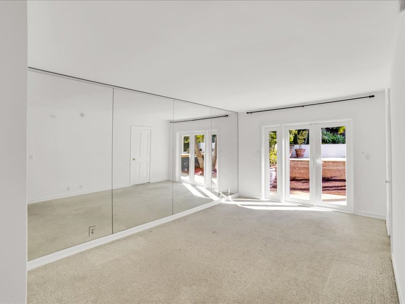 9654 Wendover Dr Houses in Beverly Hills, CA Westside Rentals