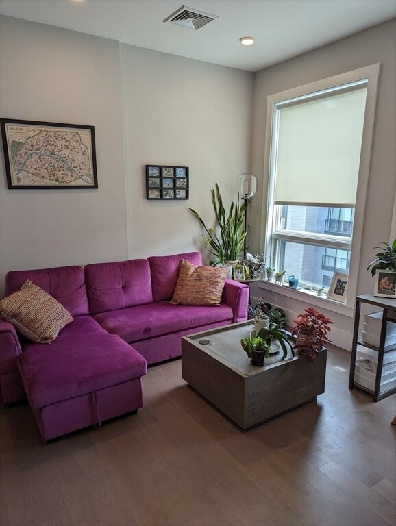 Foto del edificio - 3193 Washington St