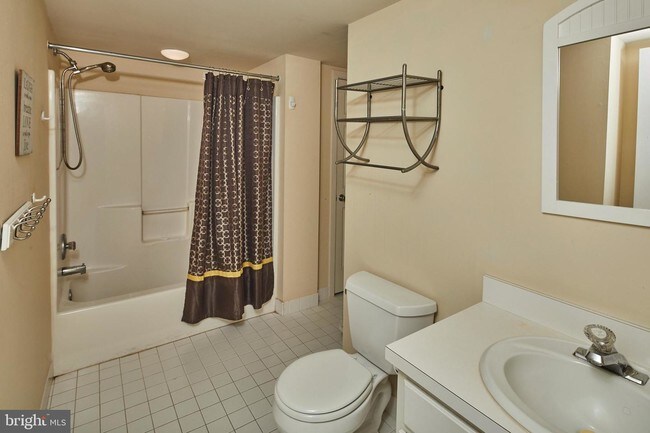 Building Photo - 6901 Pleasant Ct