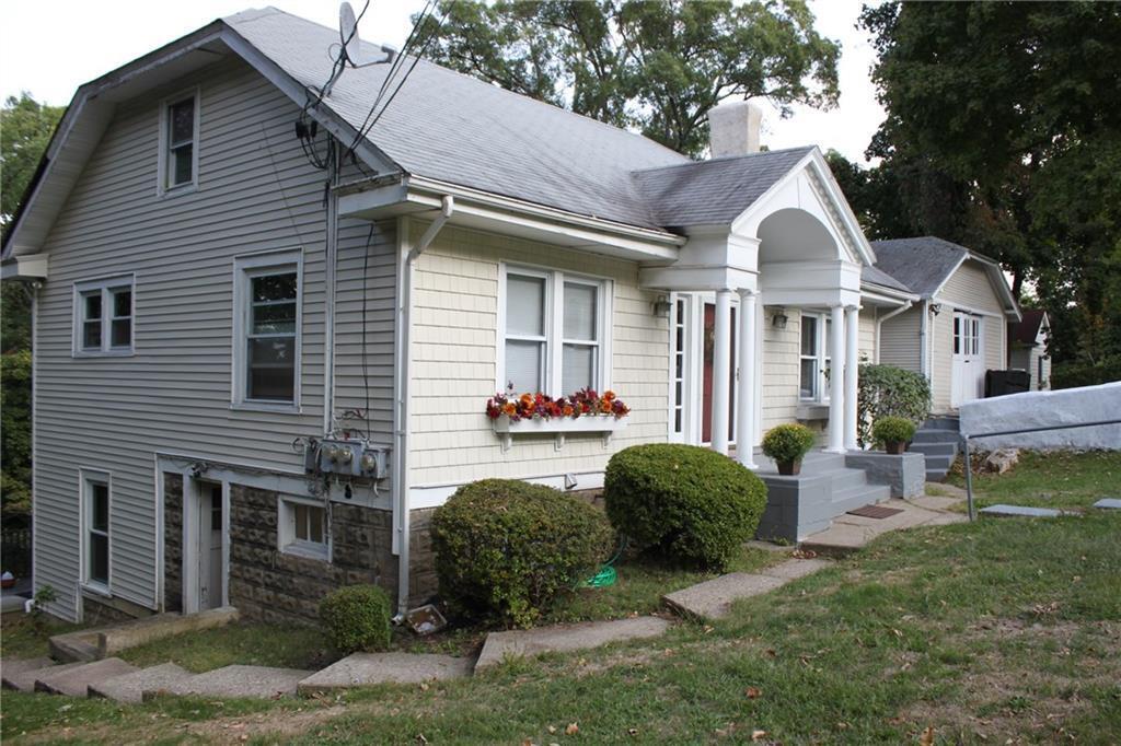 Primary Photo - 32 South Blvd
