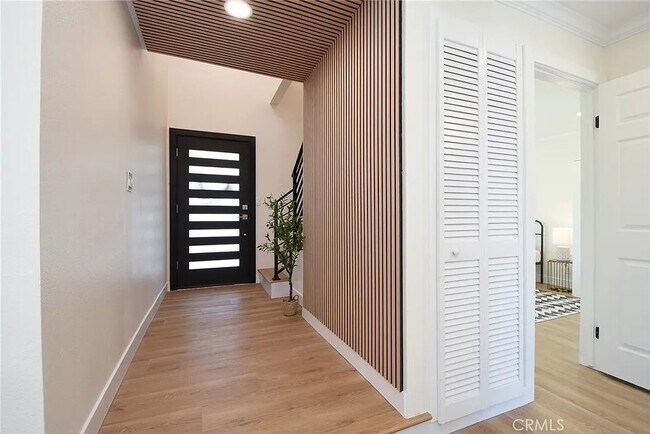 Foto del edificio - 13231 Semora Pl