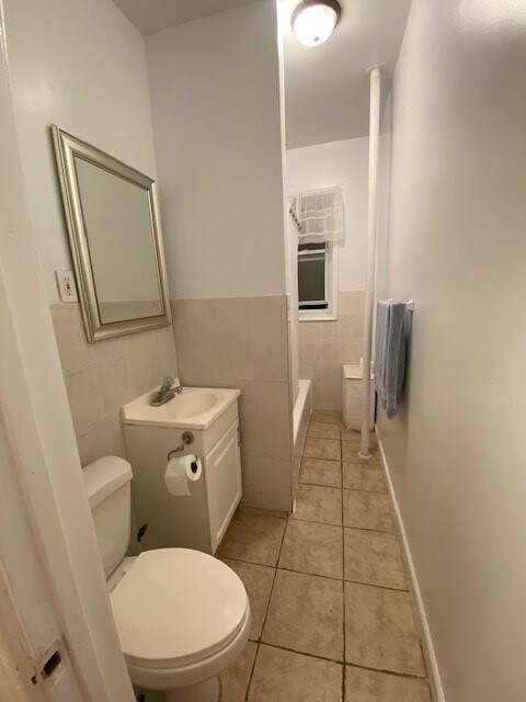 Bathroom - 136 39th St