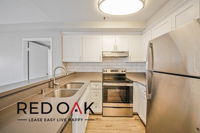 Foto del edificio - ~2 Weeks FREE~ Spacious, Beautiful Two Bed...