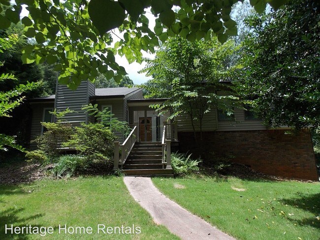 Foto del edificio - 4 br, 3 bath House - 6807 BROOKWOOD COURT