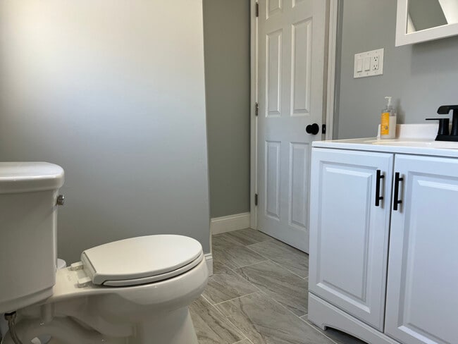 Foto del edificio - 58 Maple St