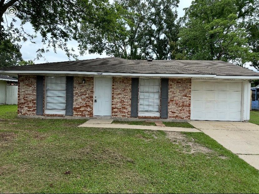 Foto del edificio - 11639 Auburn Dr