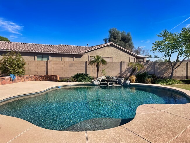 maintained salt water pool - 2747 N 145th Ave