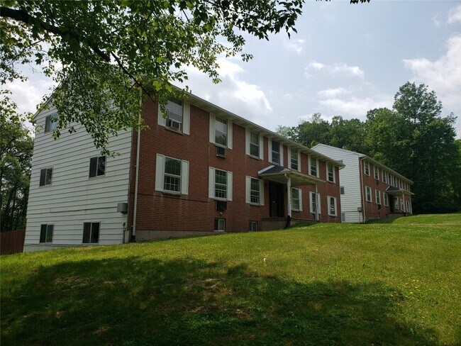 Building Photo - 17 Coventry Rd