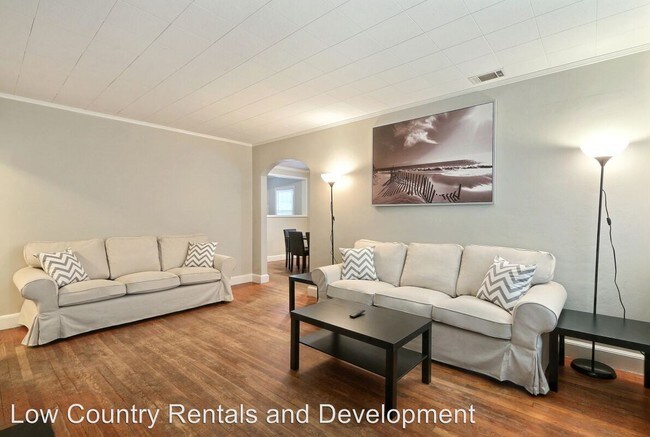 Foto del edificio - 2105 E 41st St