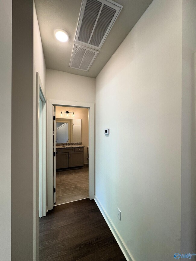 Foto del edificio - 2508 Freeman Rd SW
