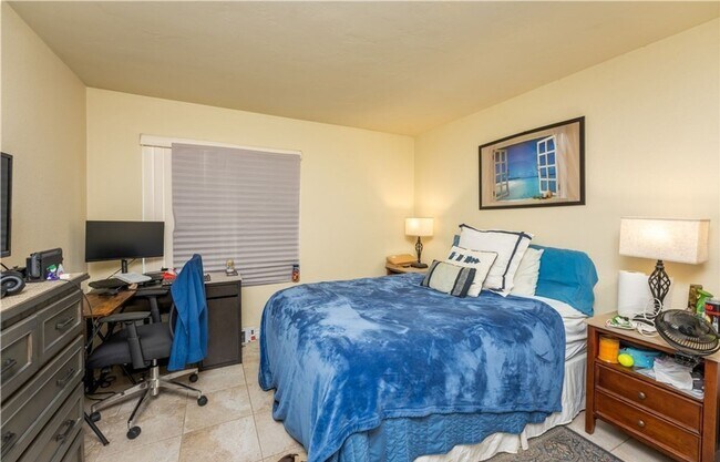 Foto del edificio - Spacious 2-Bedroom, 2-Bathroom Condo Avail...