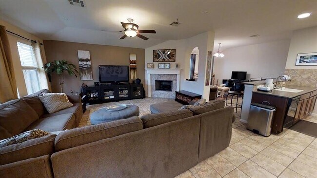 Foto del edificio - 722 Crane Canyon Pl