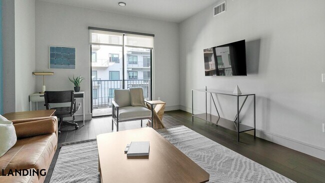 Foto del edificio - 1414 Wood Hollow Dr