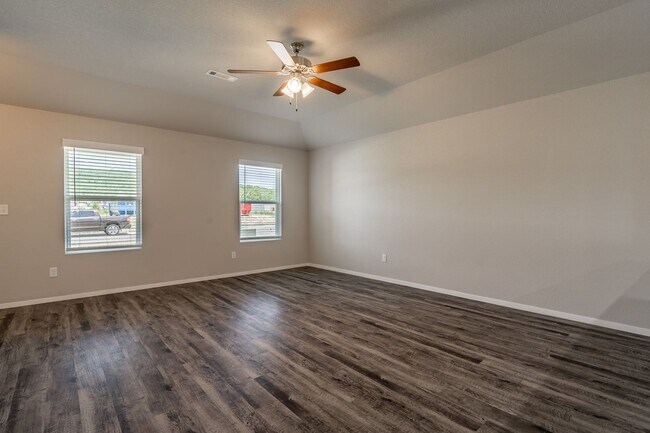 Building Photo - 3BR Home in Great Location! Close to UofA!