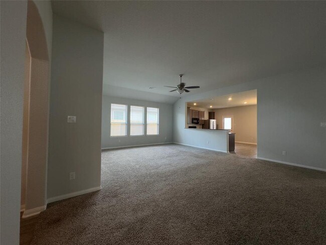 Foto del edificio - 11307 Cora Ln