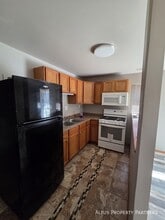 Building Photo - 926 Greenwood Ave