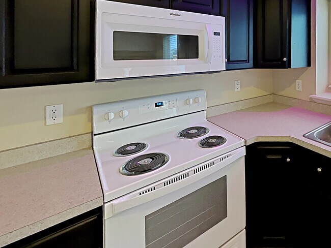 Foto del edificio - 3721 Lake Vista Dr