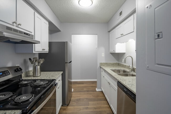 Building Photo - Aura Apartments