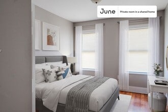 Building Photo - Room in Shared 4 bed/1.5 bath home
