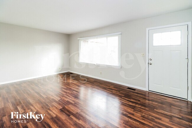 Foto del edificio - 515 Brelsford Ave