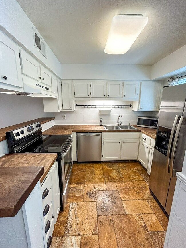 Foto del edificio - Pickwick Park #805 - Pet Friendly!