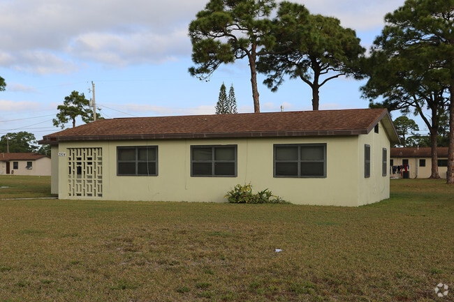 Building Photo - Garden Terrace/Annex