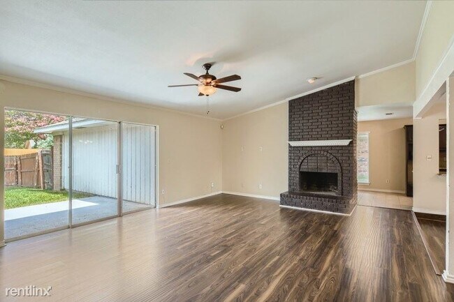 Building Photo - 3 br, 2 bath House - 413 Quintana UNIT