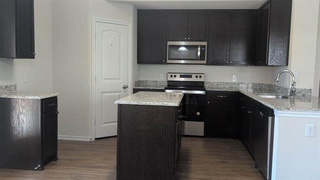 Building Photo - 1708 Tobin Dr