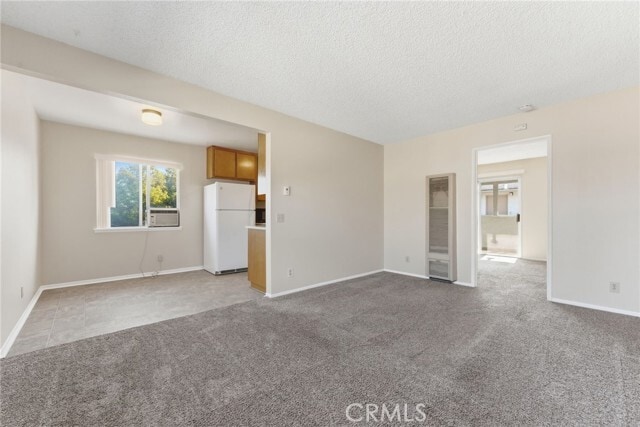 Building Photo - 208 S West St