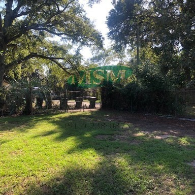Building Photo - REDUCED!! Eastside location