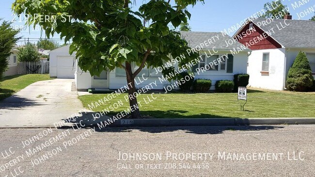 Foto del edificio - Check out this one of a kind Nampa home! F...