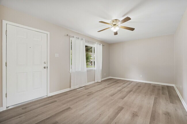 Foto del edificio - 1807 Waco St