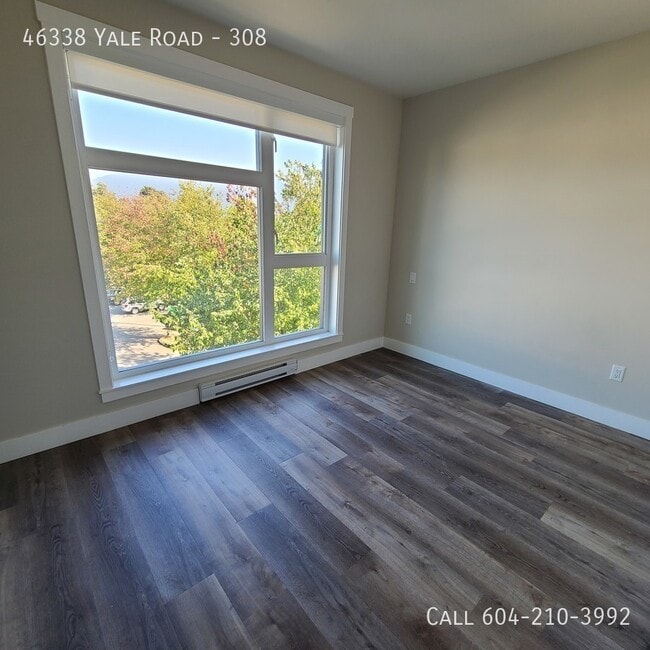 Building Photo - 3rd Floor Condo at Yaletown- 3 Month Utilities Included!