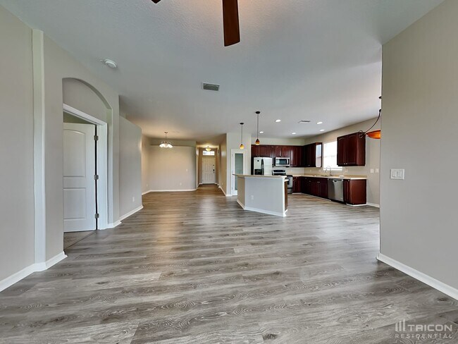 Building Photo - 12559 23rd Street E Parrish FL