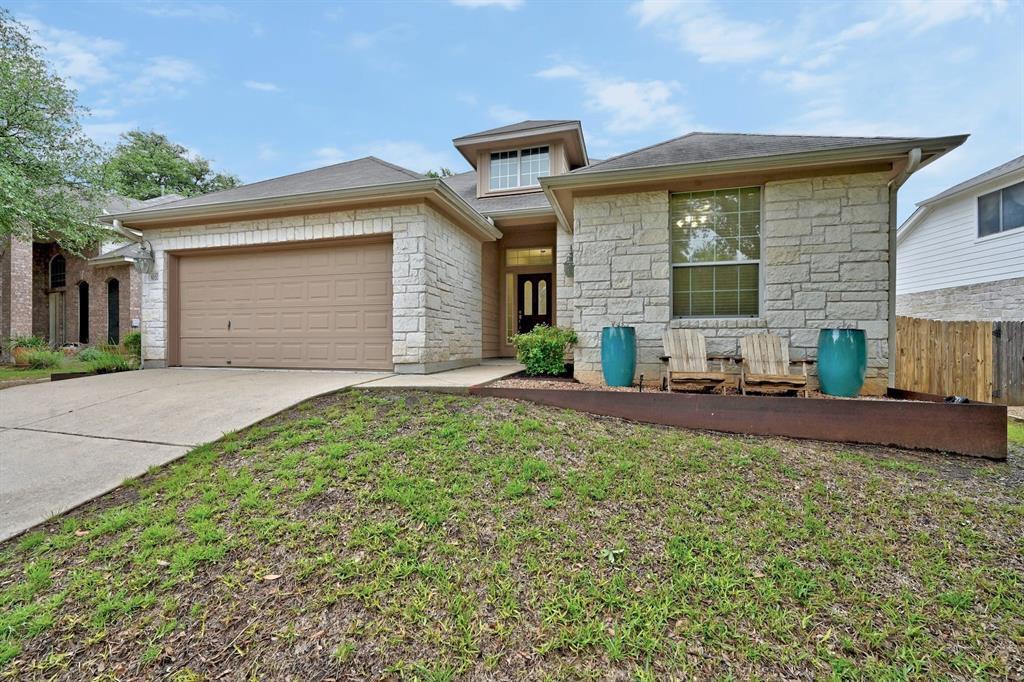 Primary Photo - 5020 Bluestar Dr