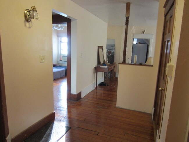 Foto del edificio - 1317 Rhode Island St