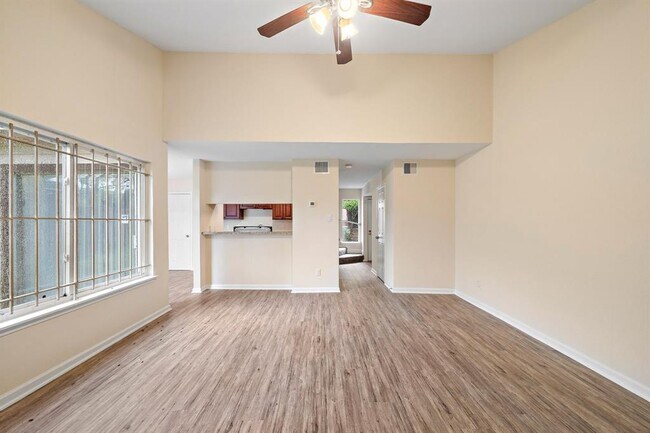 Foto del edificio - 7814 Fair Acres St