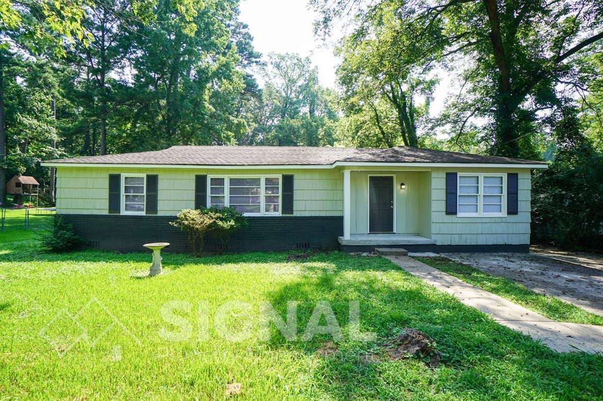 Primary Photo - 1209 Lynn Acres Dr